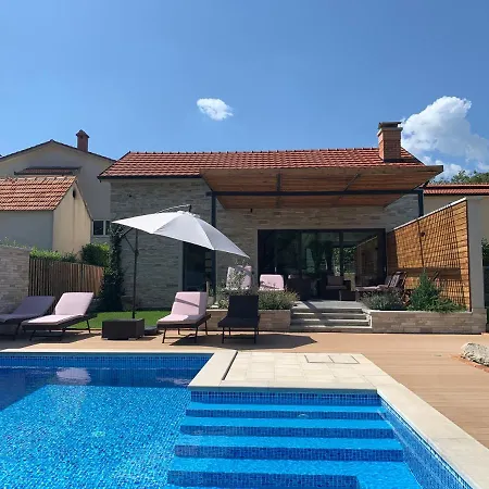 Kameni Dvori Villa Donji Prolozac