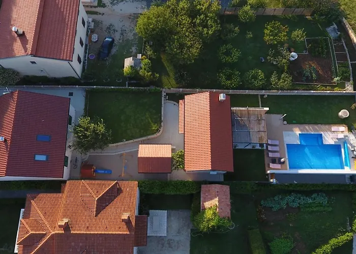Vila Kameni Dvori *