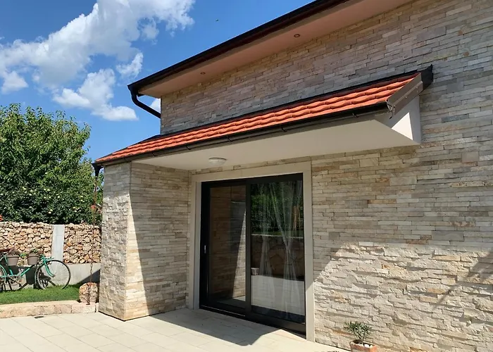 Kameni Dvori Villa Donji Proložac